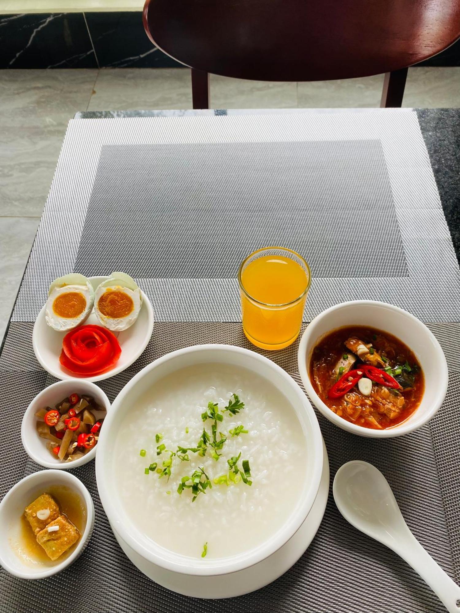 Kampot Sunny Hotel Экстерьер фото