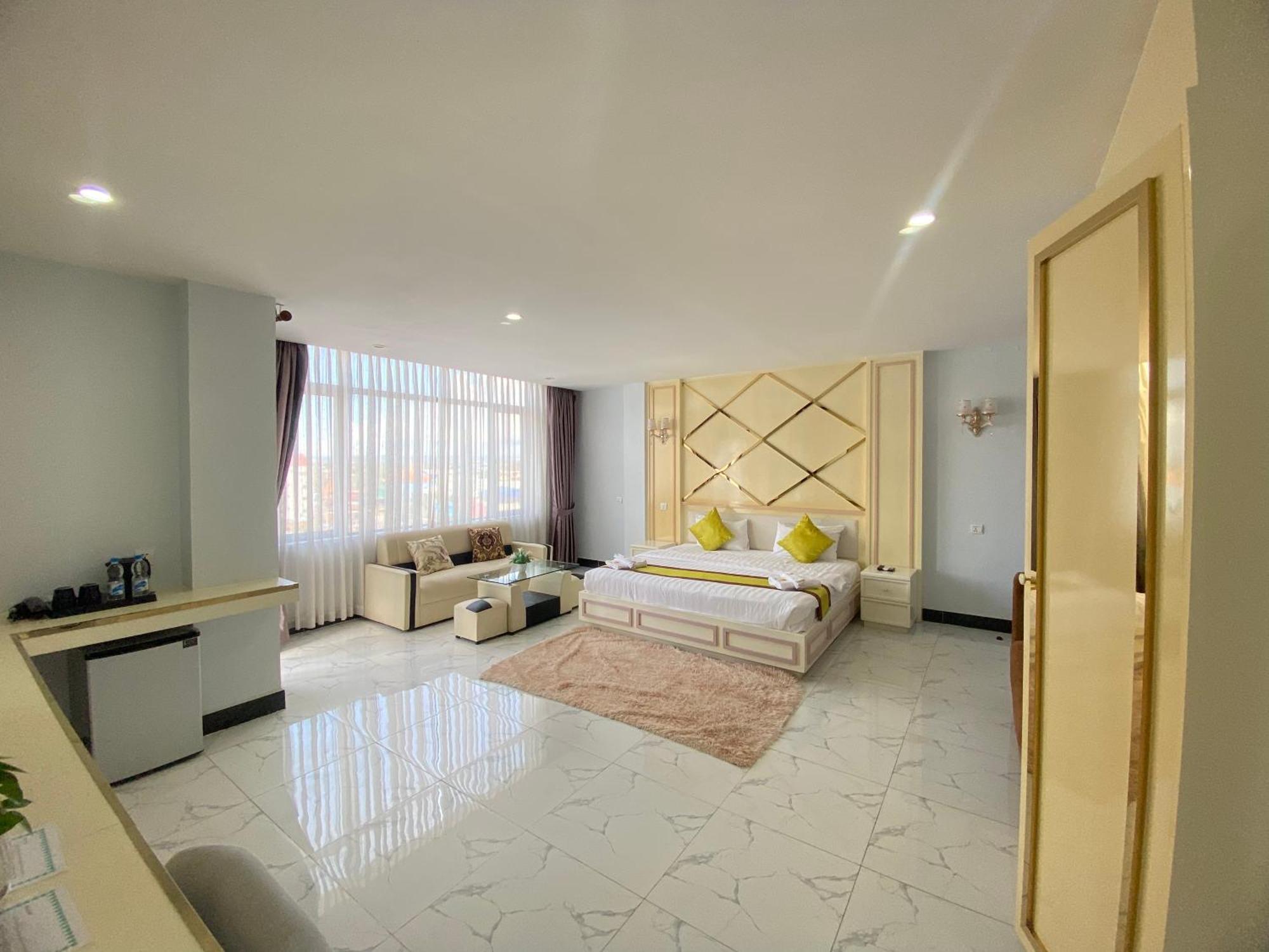Kampot Sunny Hotel Экстерьер фото